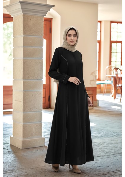 Tesettür Özel Kesim Yanları Taş Detaylı Şık ve Rahat Kadın Ferace Günlük Kullanıma Uygun Zarif Tesettür Elbise Modeli