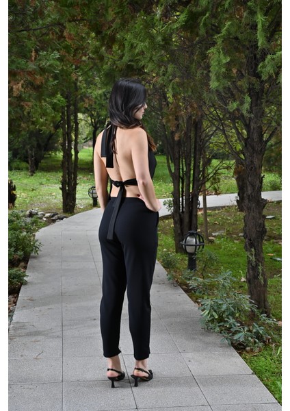 Paçası Yırtmaçlı,beli Lastikli ve Kordon Detaylı,havuç Kesim Pantolon