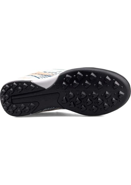 620 Erkek Çocuk Halı Saha Ayakkabısı fırsatları