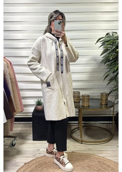 Kapüşonlu Pelüş Teddy Kırçıklı Buklet Hırka – Yumuşak Dokulu, Oversize Rahat Kesim 40-60 Beden