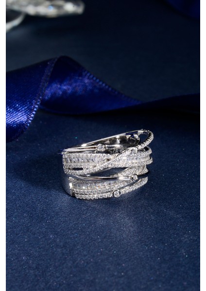 925 Ayar Gümüş Zirkon Montür Yüzük fırsatları