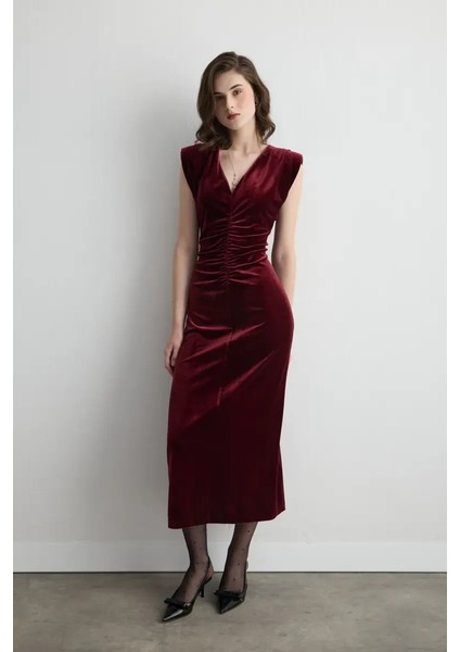 V Yakalı Uzun Kadife Abiye Elbise - Bordo
