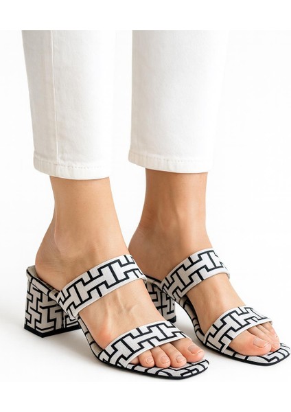 Kadın Siyah Topuklu Terlik