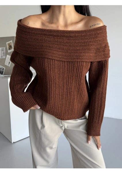 Rahat Kalıp Özel Iplik Madonna Yaka Kadın Triko Kazak modelleri