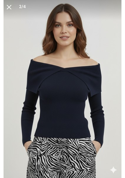 6303 Omuz Dekolte Triko