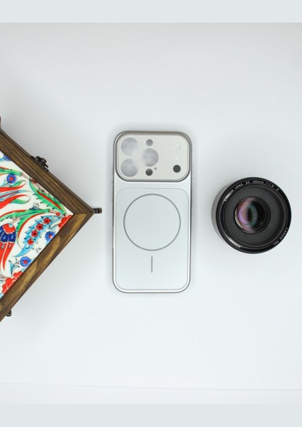 iPhone 16 Pro Max Uyumlu 17 Pro Max Görünümlü Dönüşüm Kılıfı – Yüksek Kaliteli Malzeme, Darbe Emici Koruma, Premium Kamera Tasarımı, Apple Cihazlar Için Özel Kesimli Şık Telefon Kapak