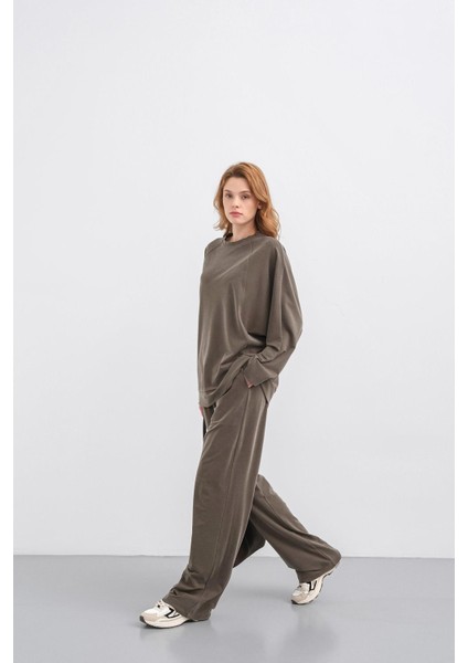 Haki Kadın Tencel Karışımlı Yumuşak Dokulu Bisiklet Yaka Basic Bol Paça Alt-Üst Takım modelleri