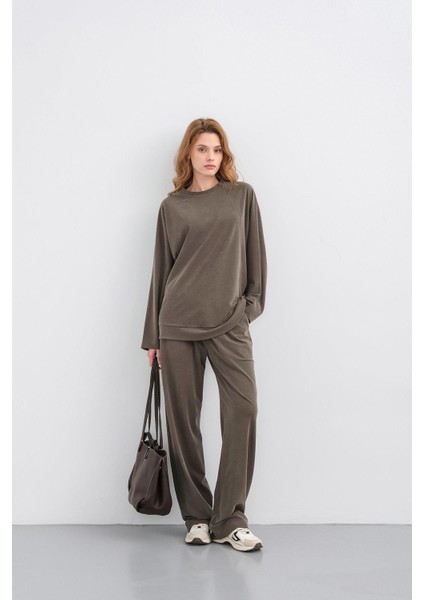 Haki Kadın Tencel Karışımlı Yumuşak Dokulu Bisiklet Yaka Basic Bol Paça Alt-Üst Takım indirimleri