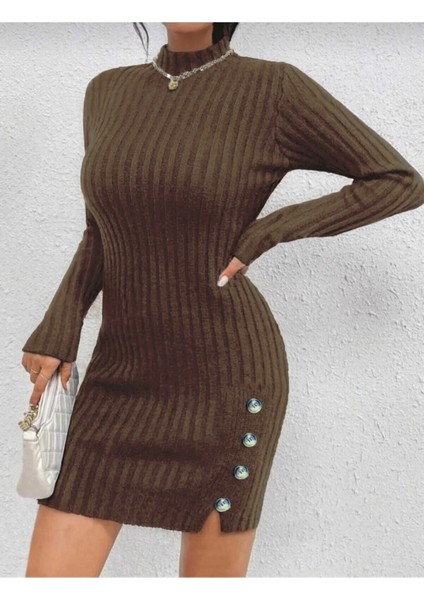 Yarım Balıkçı Yırtmaç Detay Süs Düğmeli Kadın Triko Elbise
