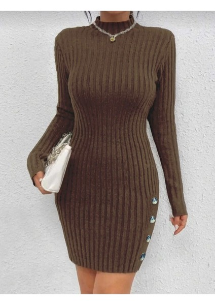 Yarım Balıkçı Yırtmaç Detay Süs Düğmeli Kadın Triko Elbise fiyatları