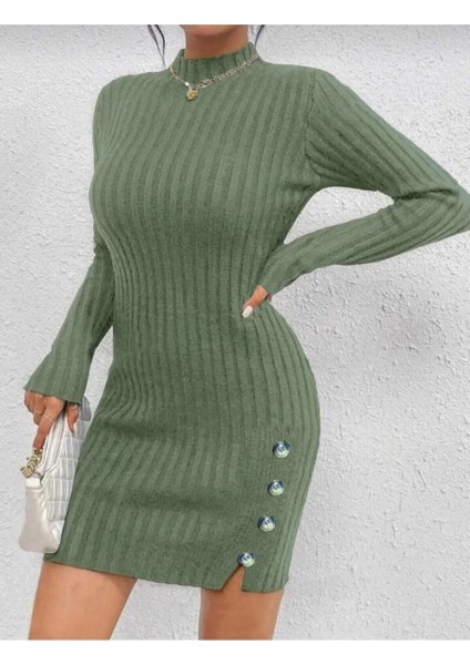 Yarım Balıkçı Yırtmaç Detay Süs Düğmeli Kadın Triko Elbise modelleri