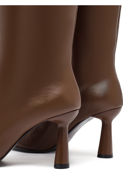 Kadın Kahverengi Topuklu Deri Çizme 25WFD132118