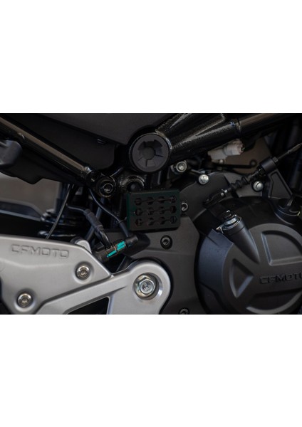 Cfmoto 450 Sr Uyumlu Hidrolik Koruma (Siyah)