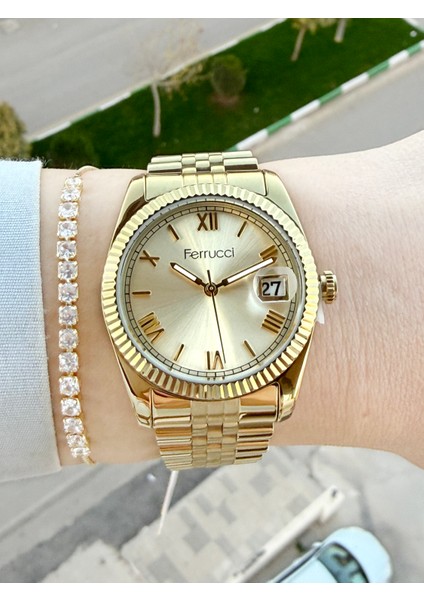 Büyük Rolex Kasa Gold Renk Kadın Kol Saati ve Bileklik modelleri