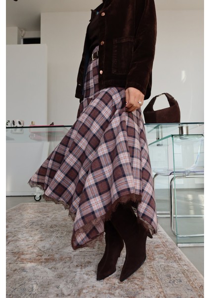 Etek Ucu Dantelli Süet Kemerli Ekoseli Etek indirimleri