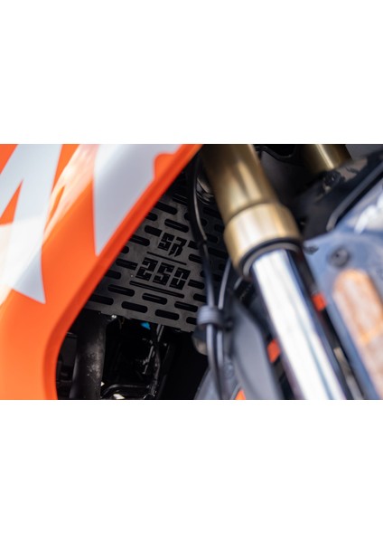 Cfmoto Sr 250 Uyumlu Radyatör Koruma