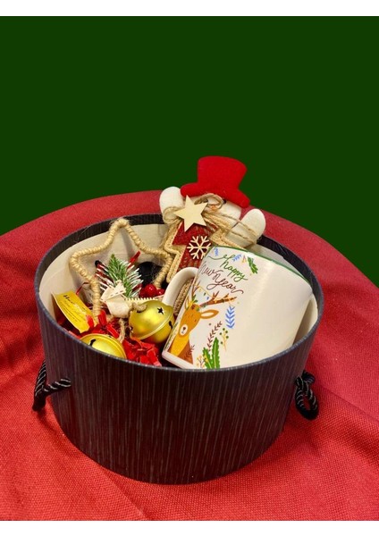 Yılbaşı Hediye Paketi Kutulu 4 Parça fiyatları