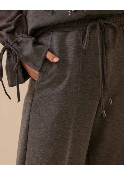 Bağcıklı Bol Paça Pantolon indirimleri