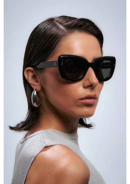 Lenora Black Güneş Gözlüğü fırsatları