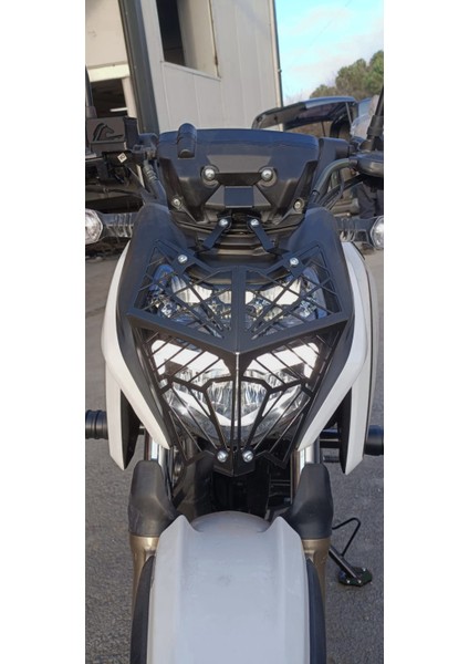 Apache RTR200 Far Koruma