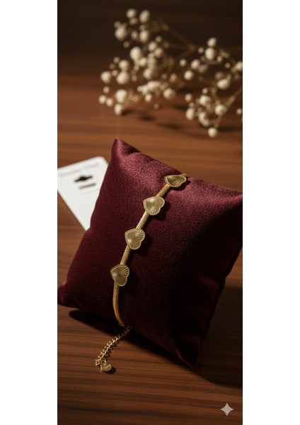 Gold Renk Italyan Zincir Kalpli Bileklik fiyatları