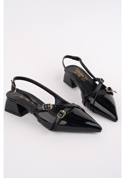 Lumina Sivri Burun Arkası Açık Kemer Detaylı Iki Bantlı Kadın Kısa Topuklu Ayakkabı