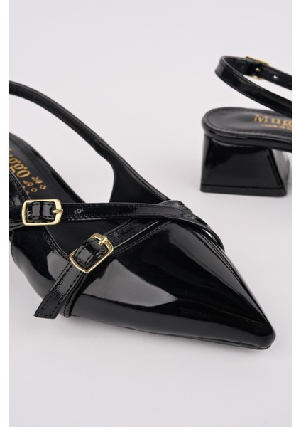 Lumina Sivri Burun Arkası Açık Kemer Detaylı Iki Bantlı Kadın Kısa Topuklu Ayakkabı