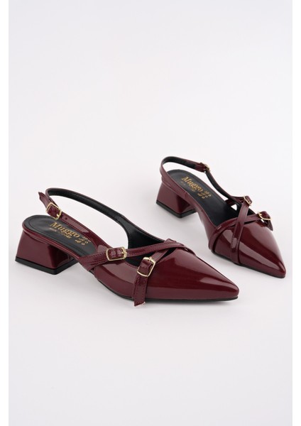 Lumina Sivri Burun Arkası Açık Kemer Detaylı Iki Bantlı Kadın Kısa Topuklu Ayakkabı