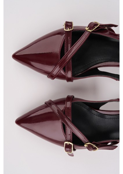 Lumina Sivri Burun Arkası Açık Kemer Detaylı Iki Bantlı Kadın Kısa Topuklu Ayakkabı