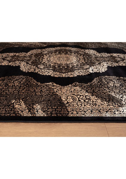 Diamente DM002S Siyah Çerçeveli Göbekli Klasik Desen 100 Tarak Bambu Viskon Renkli Halı Ipek Serisi