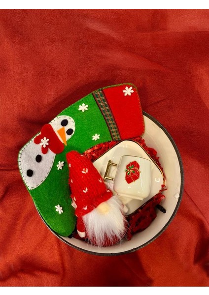 Yılbaşı Hediye Paketi Kutulu 4 Parça fiyatları