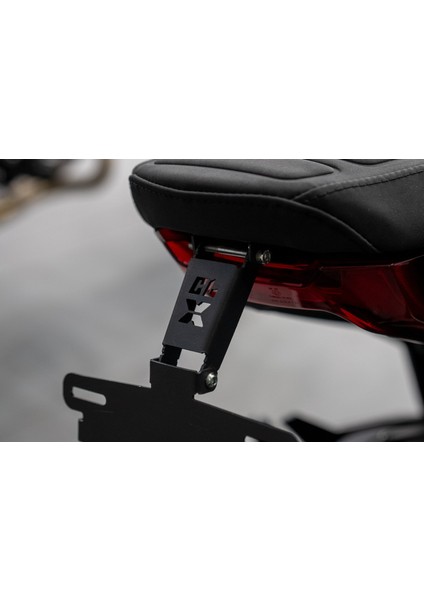 Cfmoto Clx 700 Heritage Uyumlu Katlanır Plakalık modelleri