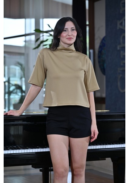 Paçası Yırtmaçlı,beli Lastikli ve Kordon Bağlamalı,havuç Kesim Pantolon indirimleri