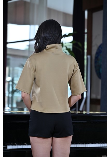 Paçası Yırtmaçlı,beli Lastikli ve Kordon Detaylı Havuç Kesim Pantolon indirimleri