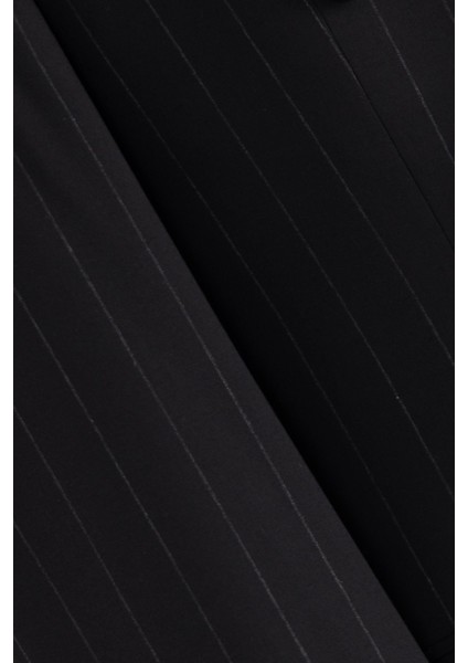 Erkek Kruvaze Takım Elbise Çizgili Kırlangıç Yaka Çift Yırtmaç Modern Fit Siyah