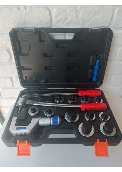 Dongli Tube Expander 3/8 - 1/5/8 Boru Şişirme Seti CT-200 fırsatları