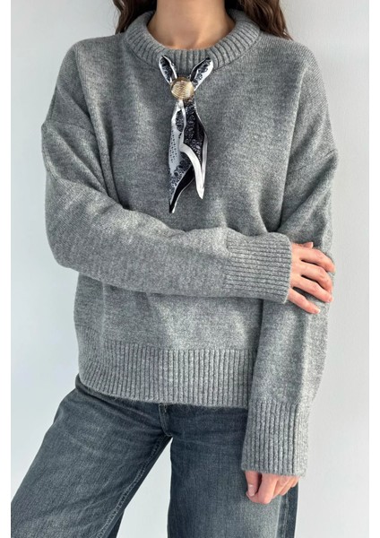 Kadın Bisiklet Yaka Fular Aksesuarlı Triko Kazak P-00019403