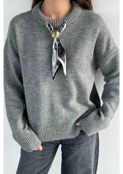 Kadın Bisiklet Yaka Fular Aksesuarlı Triko Kazak P-00019403 modelleri