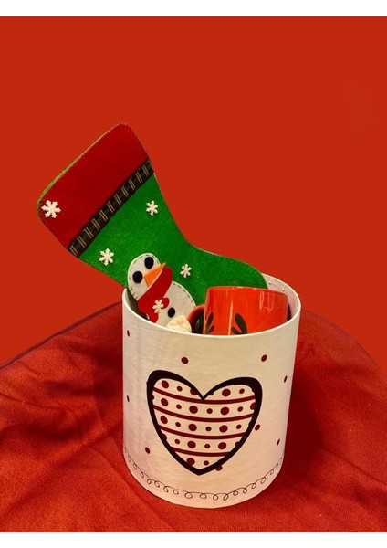 Yılbaşı Hediye Paketi Kutulu 4 Parça modelleri