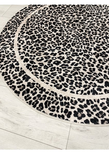 Leopar Desenli Yuvarlak Lateks Deri Halı fırsatları