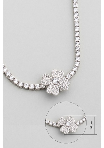 Dört Yapraklı Yonca 18 Ayar Beyaz Altın Kaplama Gümüş Charm