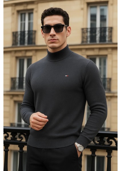 Erkek Trend Kışlık Yarım Boğazlı Füme Triko Kazak