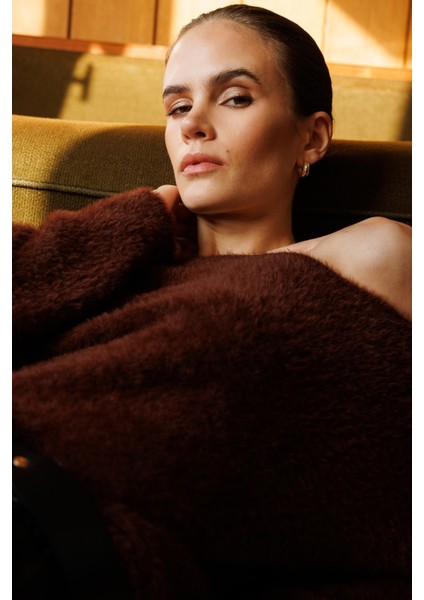 6991 Kadın Kayık Yaka Yumuşak Dokulu Kazak Kahve modelleri