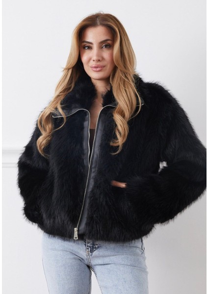 Siyah Deri Detaylı Kürk Mont