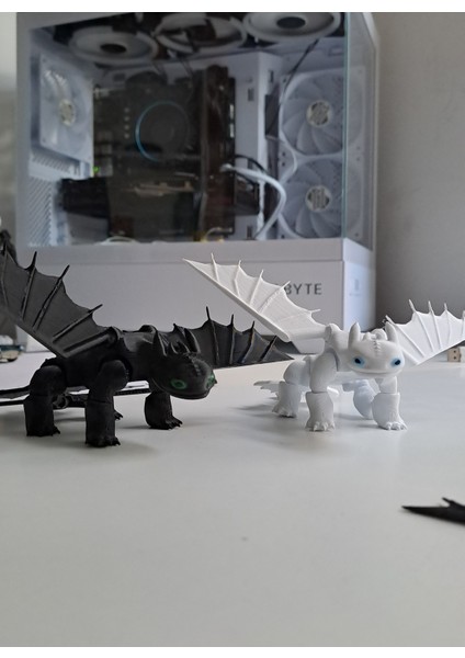 Ejderhanı Nasıl Egitirsin? Çiftli Gecenin Öfkesi & Dişsiz Siyah Ejderha 16 cm modelleri