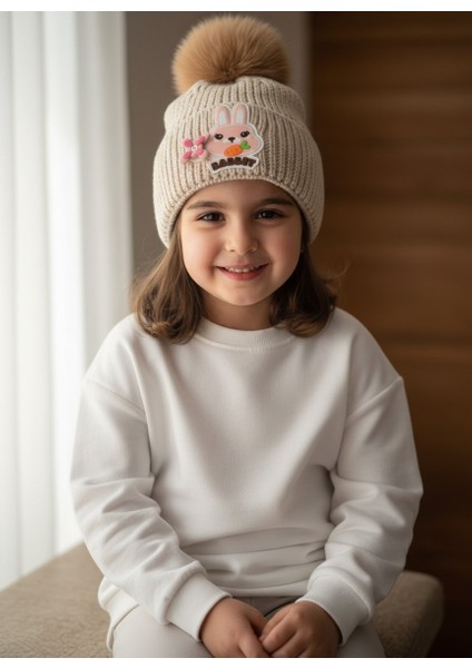 Tavşan Desenli Fırfırlı Kız Çocuk Bere