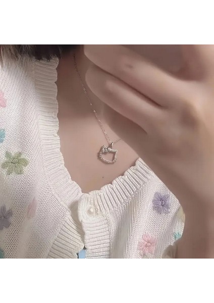 Çelik Materyal Gümüş Renk Hello Kitty Kolye