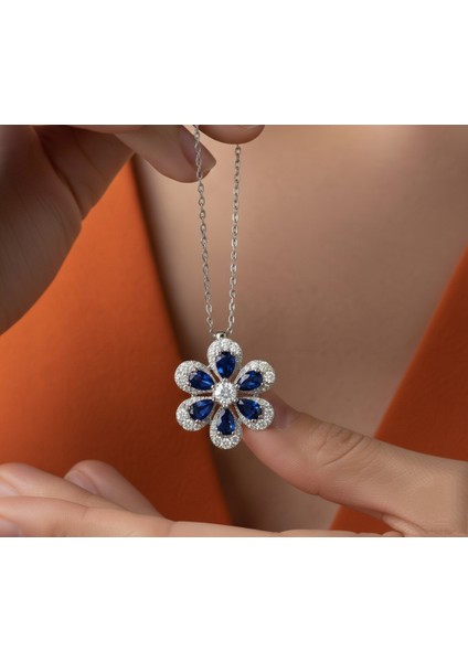 - 925 Ayar Orjinal Gümüş Lotus Çiçeği Kolye
