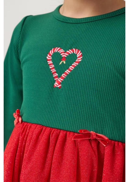 Kız Çocuk Pamuklu Yeşil Kalpli Uzun Kollu Tüllü Kırmızı Etekli Elbise - Yılbaşı Konseptli