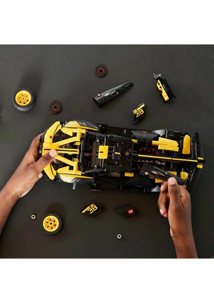 LEGO Technic Bugatti Bolide 42151 fırsatları